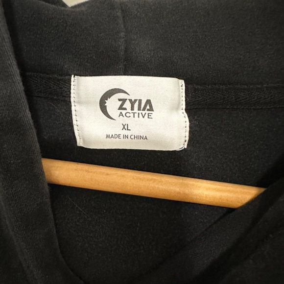 ZYIA Active Black “Relaxation” Hoodie Women’s XL (fits L) - Picture 4 of 10